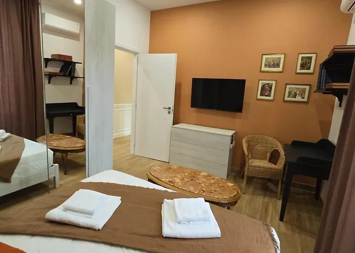 Linetta Charme House